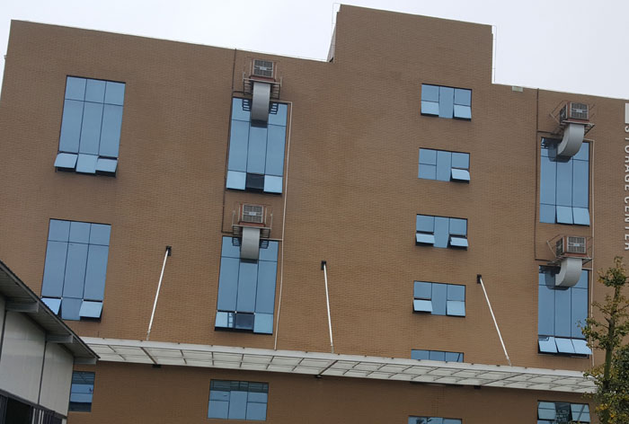 湖南某化工廠潤東方環(huán)?？照{(diào)降溫工程