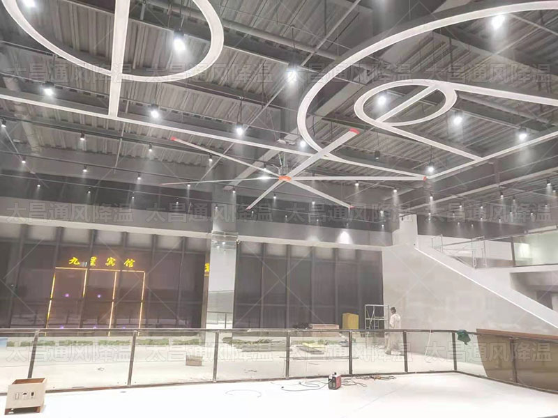 健身房用什么設(shè)備降溫比較合適？這款設(shè)備你一定要知道！