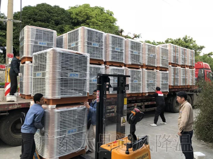 潤東方環(huán)?？照{(diào)告訴您車間需要什么樣的降溫設備