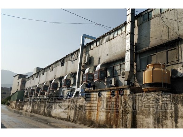 這4點告訴你車間降溫用傳統(tǒng)空調(diào)還是環(huán)?？照{(diào)